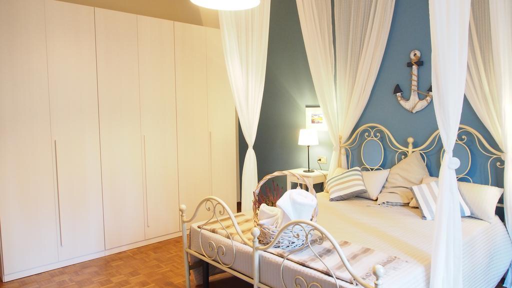 Ferienwohnung Provenzale Desenzano del Garda Zimmer foto