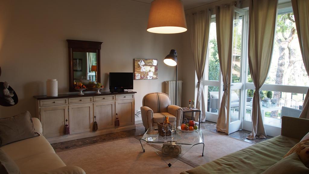 Ferienwohnung Provenzale Desenzano del Garda Zimmer foto