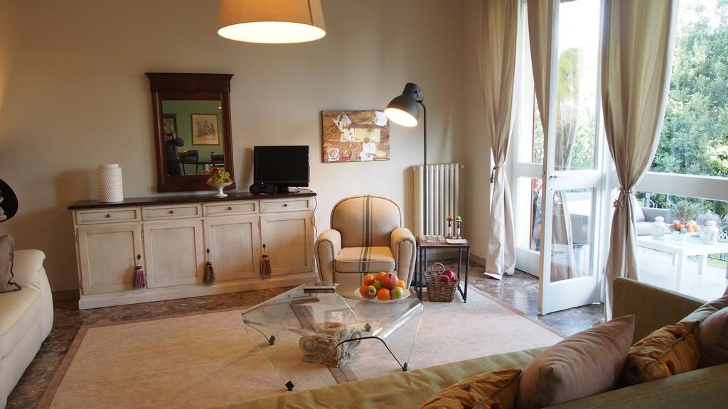 Ferienwohnung Provenzale Desenzano del Garda Zimmer foto